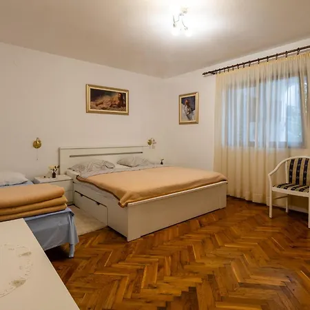 Apartmán Pet Friendly Apartment In Porec With Wifi
