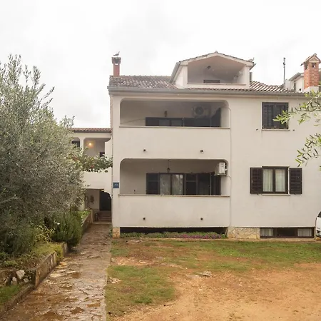 Beautiful In With Wifi Apartment Poreč