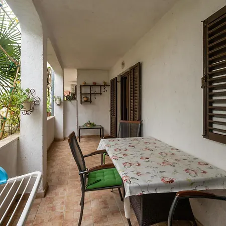 Pet Friendly Apartment In Porec With Wifi Apartmán *