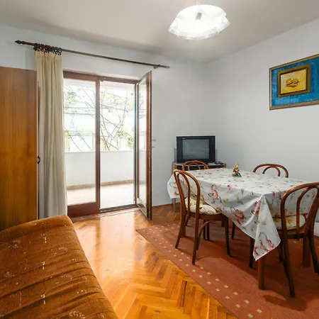 아파트 Pet Friendly Apartment In Porec With Wifi