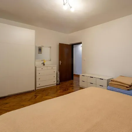 Διαμέρισμα Pet Friendly Apartment In Porec With Wifi